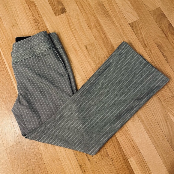 Express Editor Pants - Picture 1 of 8